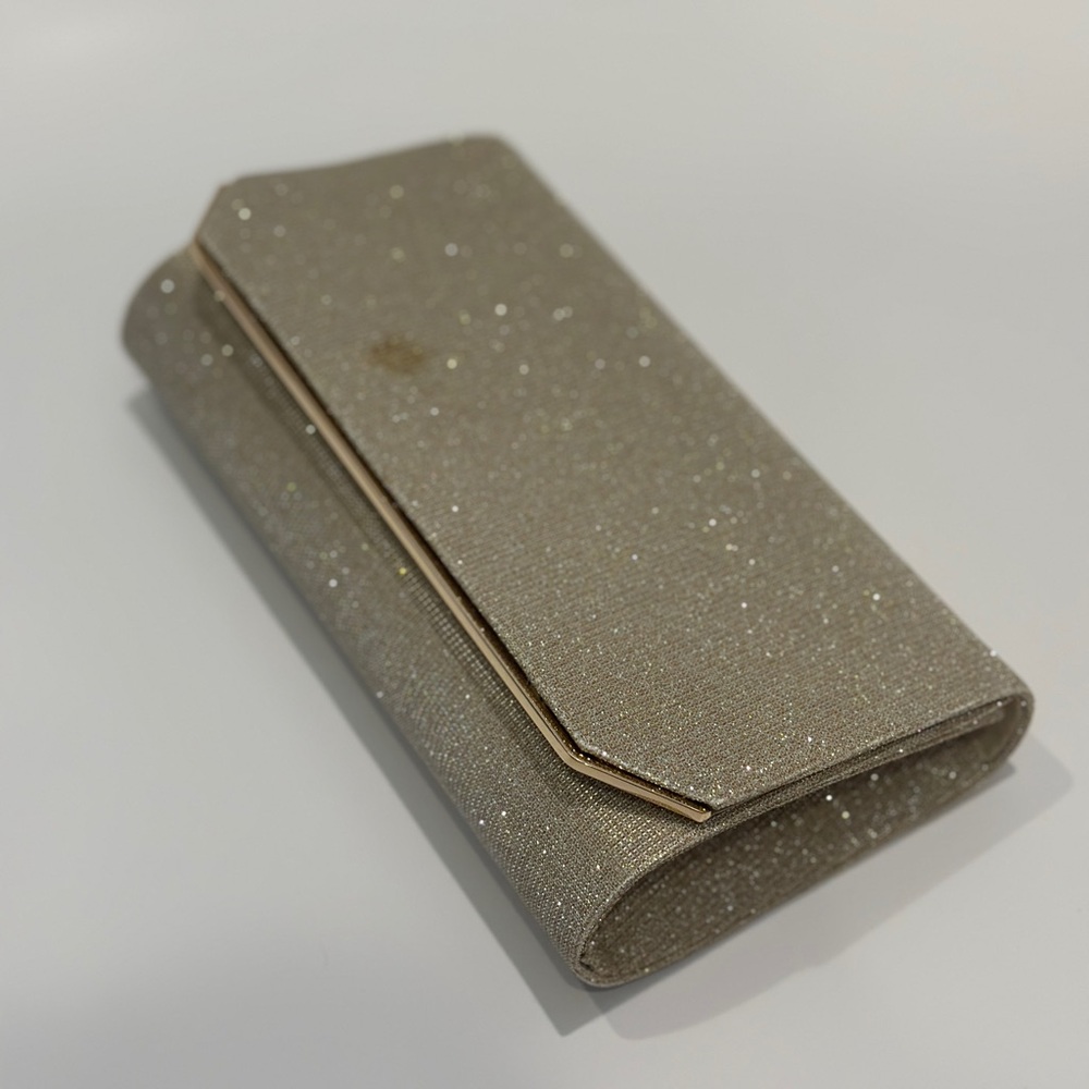Elegant Glitter Clutch